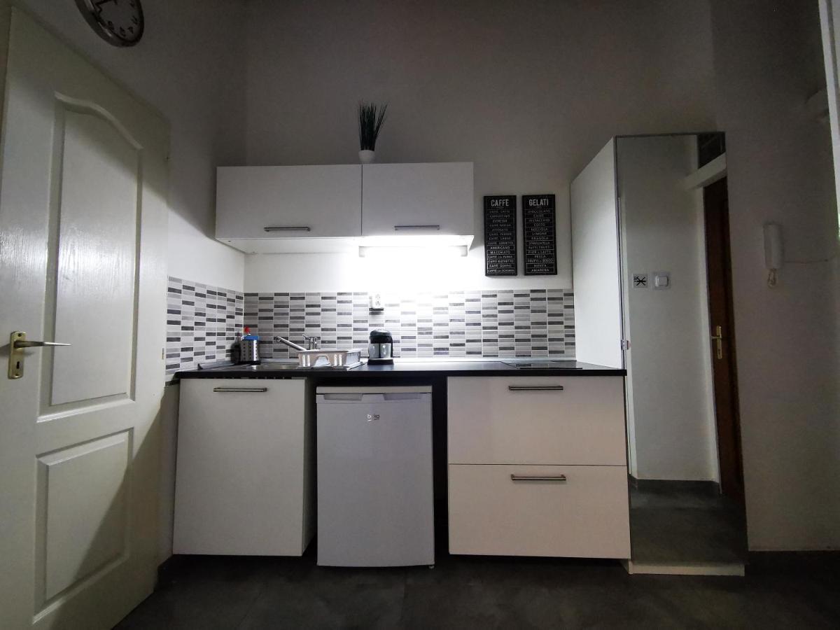 דירות בודפשט Kst Apartman מראה חיצוני תמונה